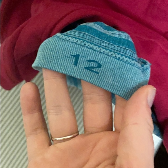 Lululemon Tops - Picture 6 of 6